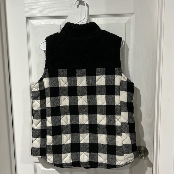 Maurices buffalo plaid vest - Picture 3 of 3